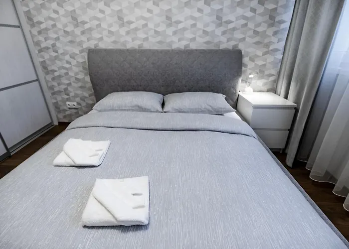 Park View With Private Parking Wi-fi & Outdoorgym Daire *